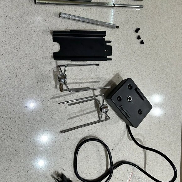 Char-Broil Universal Rotisserie Attachment – Fits Most Grills - Picture 2 of 2